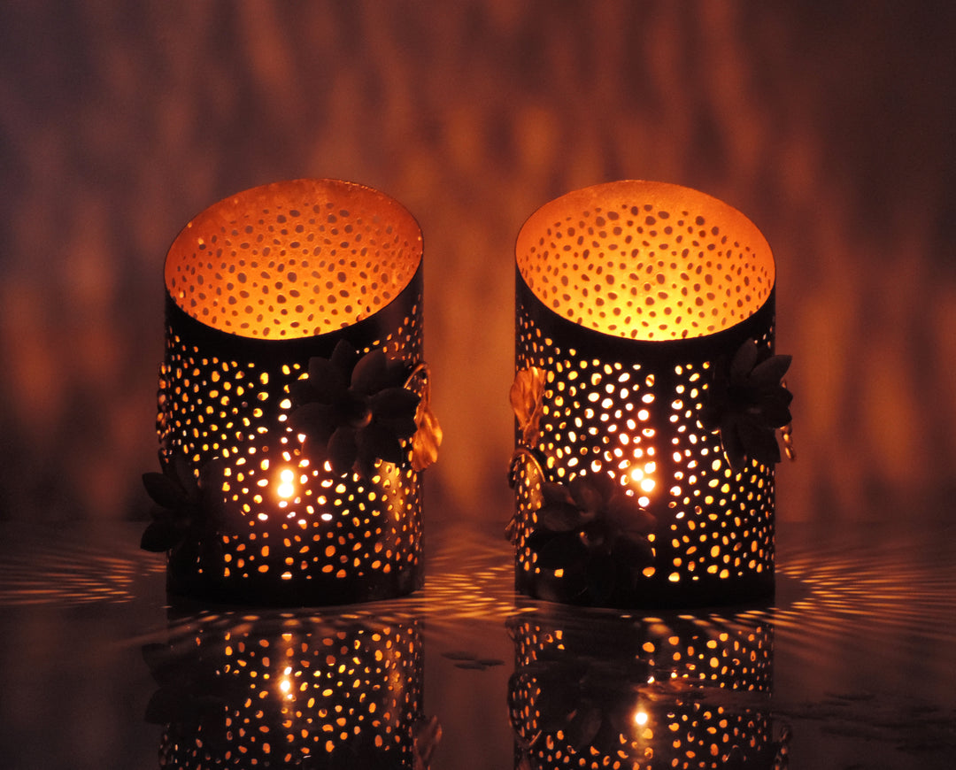 Noor Collection - Set of 2 Votives on a decorative trays - Black & Gold