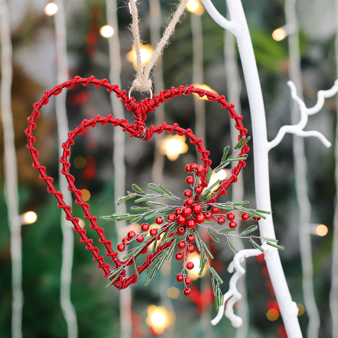 Back To Nature Wreath & Heart Hanging/ Red & Green/ 6"x6" / Set of 2